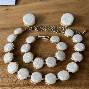 Elegant Estate Vintage White Mother of Pearl Jewelry Set Gorgeous